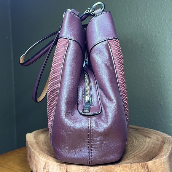 COACH Exploded Reps Print Lexy Shoulder Bag - Picture 7 of 17